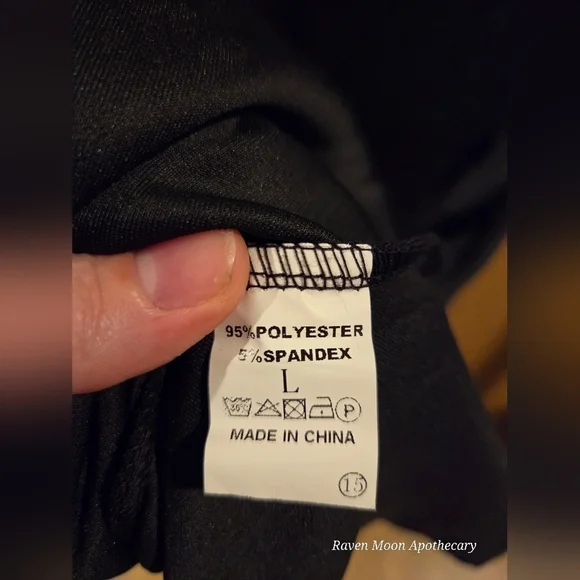 Elegant Black Women's Dress - Picture 6 of 12